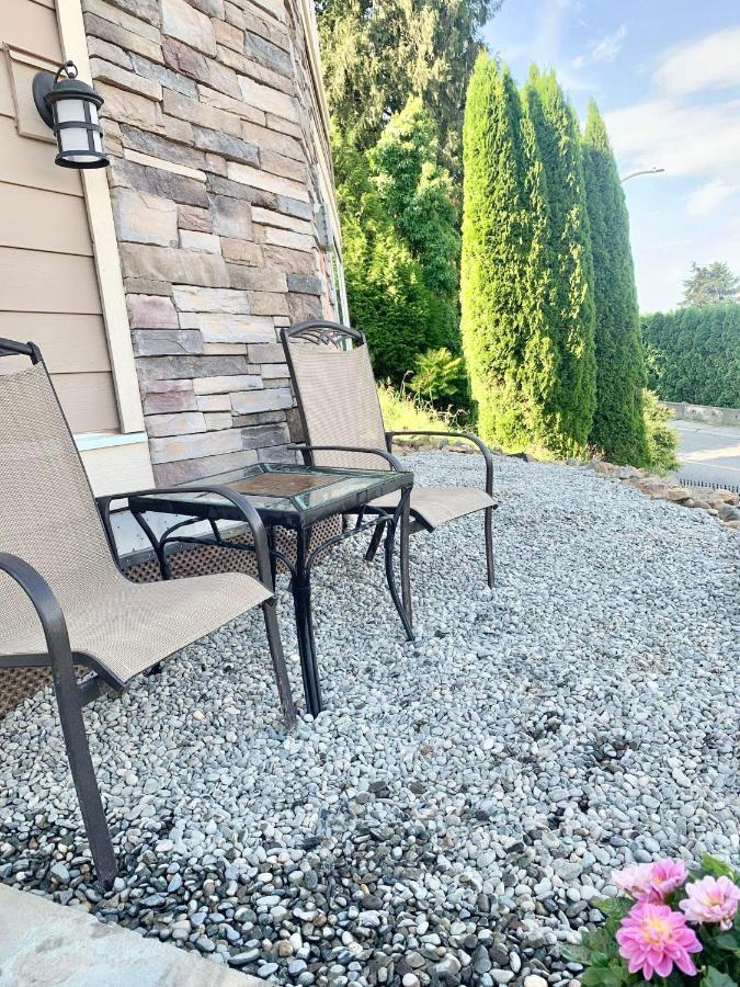 Mountain Retreat 3 Bedroom Garden House Near Heritage Park, Coliseum , Hwy 1, Fishing, Cultus Lake Chilliwack Exterior photo