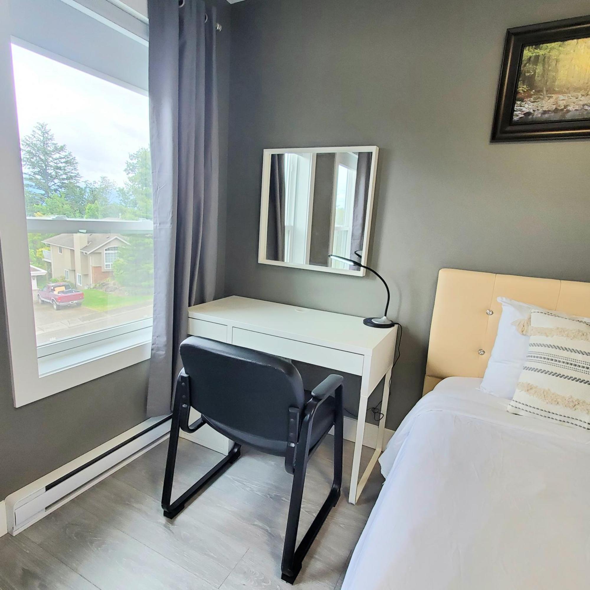 Mountain Retreat 3 Bedroom Garden House Near Heritage Park, Coliseum , Hwy 1, Fishing, Cultus Lake Chilliwack Exterior photo